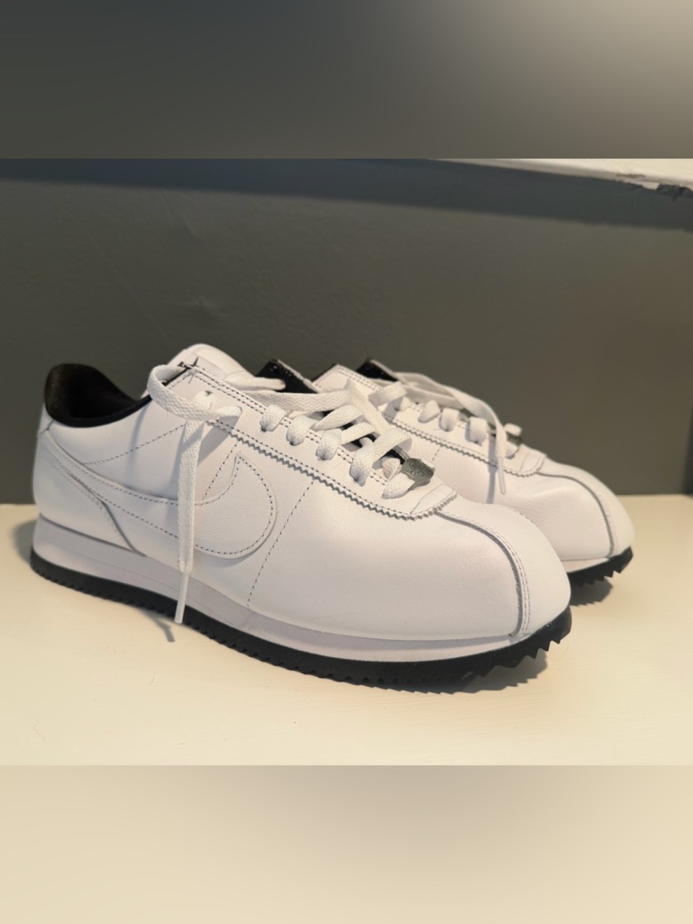 Nike Cortez ‘72 Women’s White and Black Sneakers Tennis Shoes Excellent
